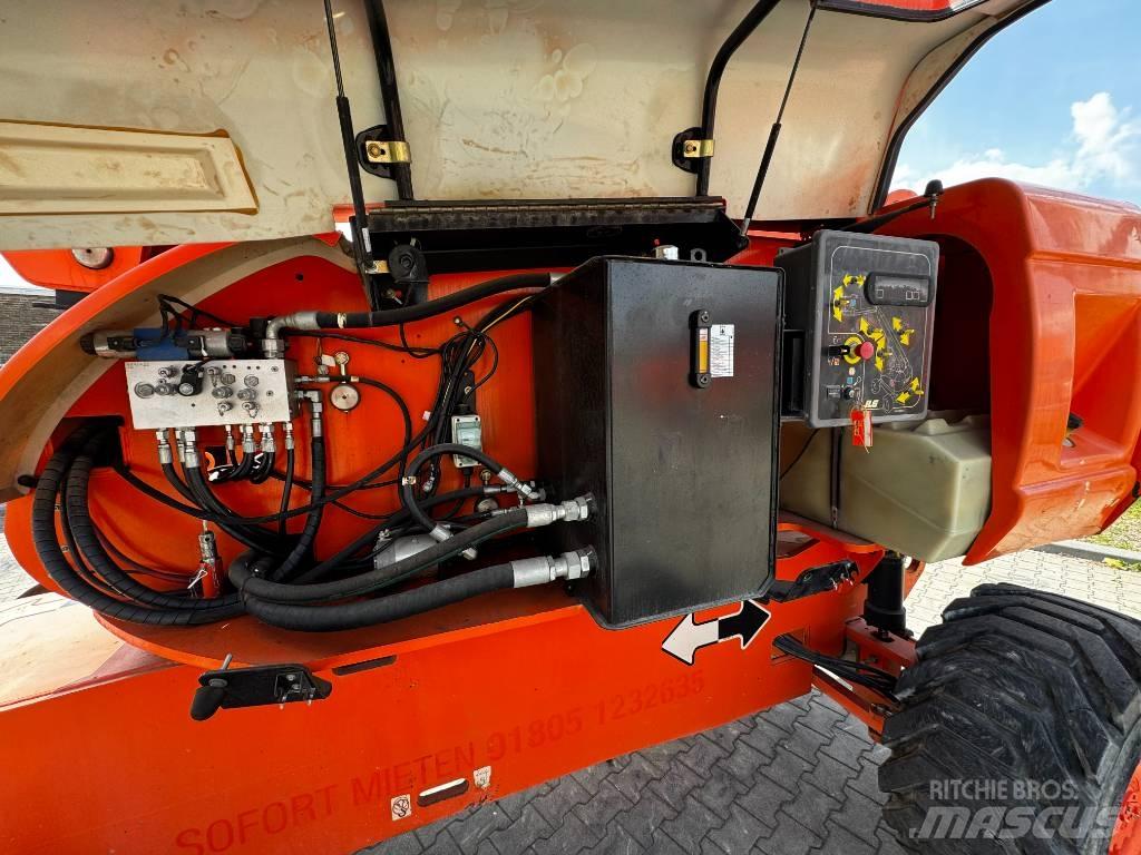JLG 860SJ Telescoophoogwerkers