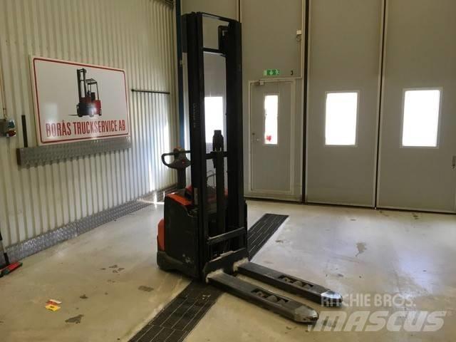 Toyota SWE 120 L Meeloop stapelaar