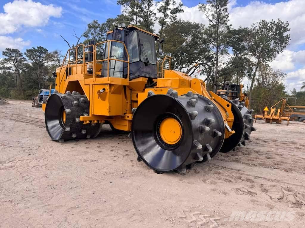 CAT 836 G Afvalpersen