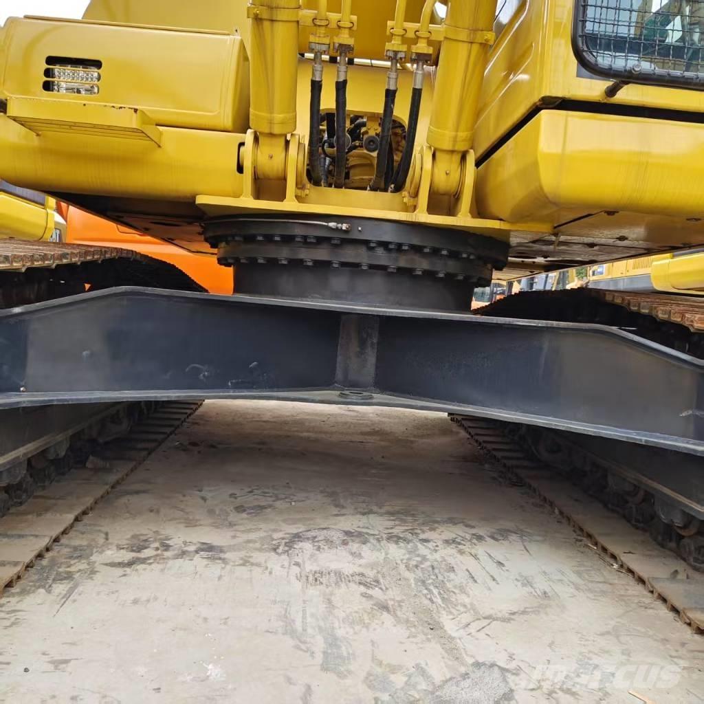 Komatsu PC 220-8 Rupsgraafmachines