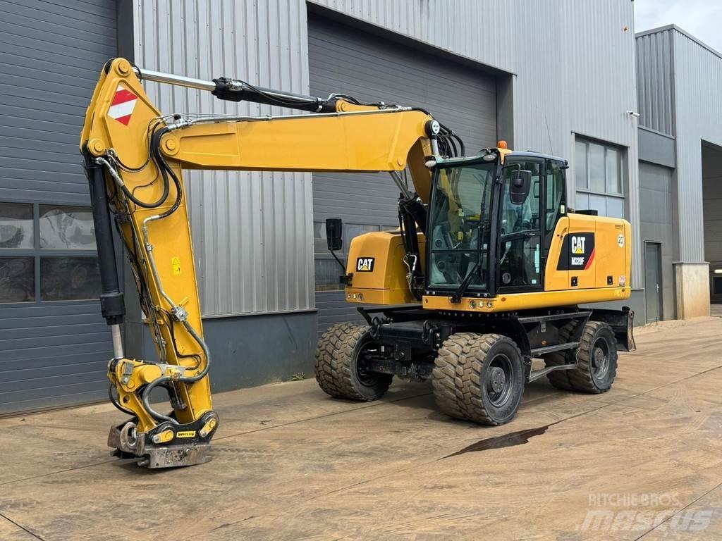 CAT M320F Wielgraafmachines