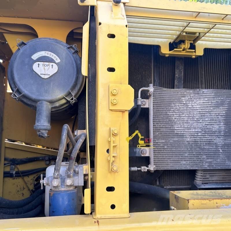 Komatsu PC 200-8 Rupsgraafmachines