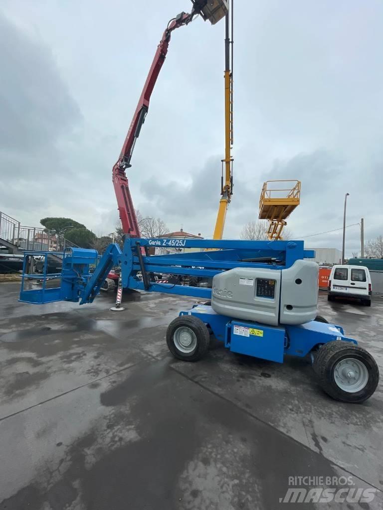 Genie Z 45/25 BI Knikarmhoogwerkers