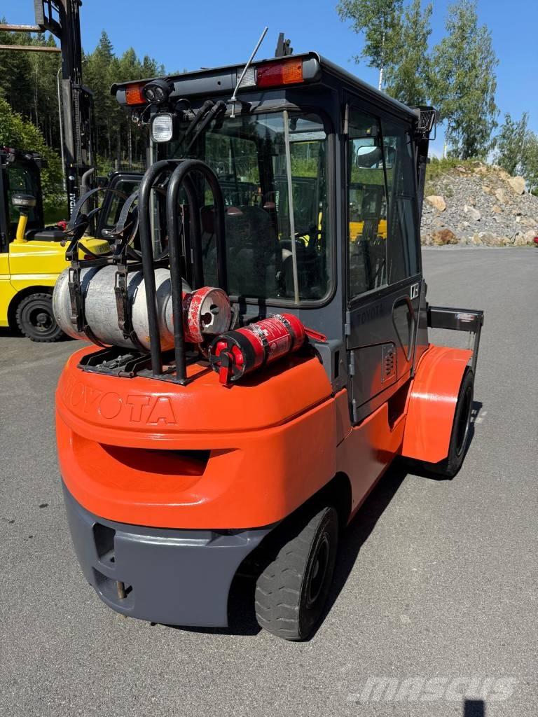 Toyota 02-7 FGF 30 LPG heftrucks