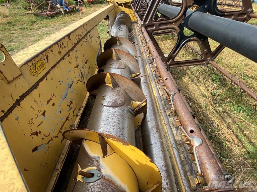 New Holland TX 68 Maaidorsmachines