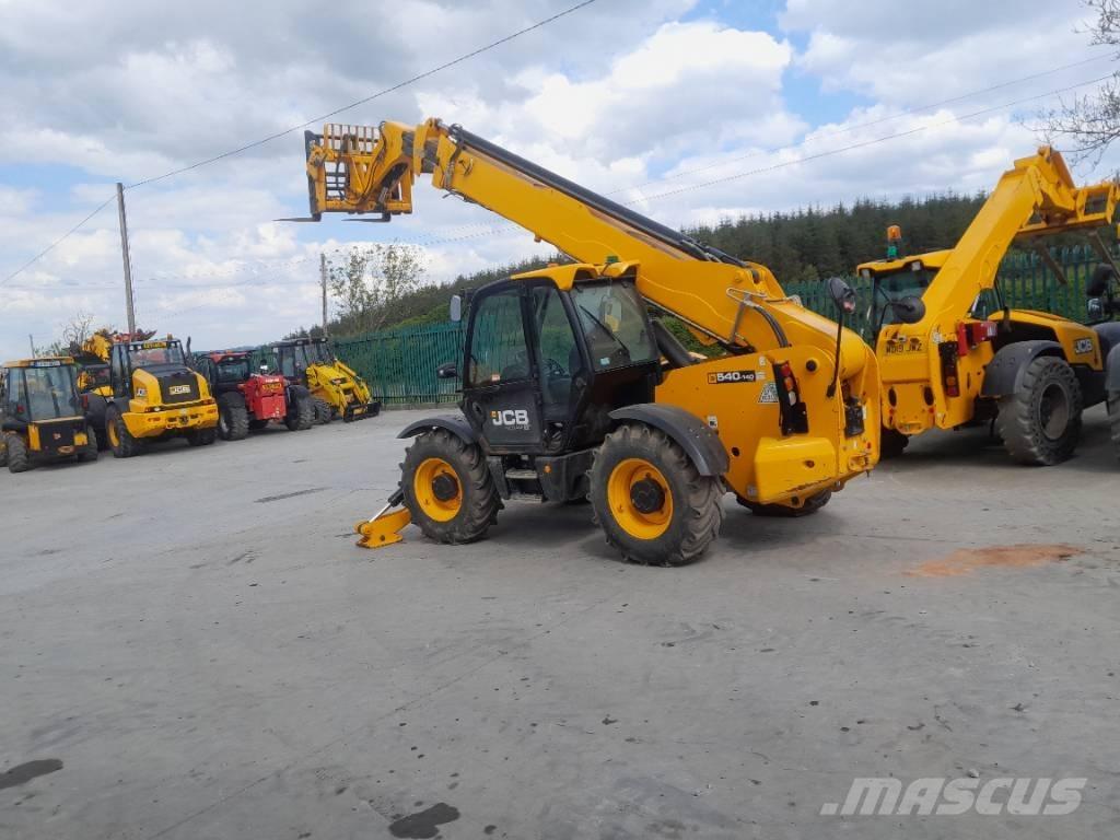 JCB 540-140 Hi-Viz Verreikers voor landbouw