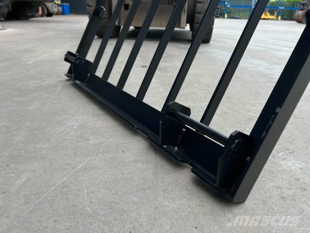 CAT 324D Guard Cabine en interieur