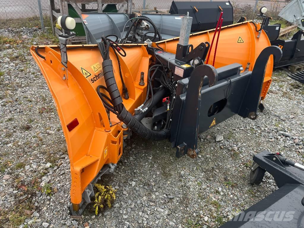 Aebi Schmidt KL-V 32 Sneeuwschuivers en -ruimers