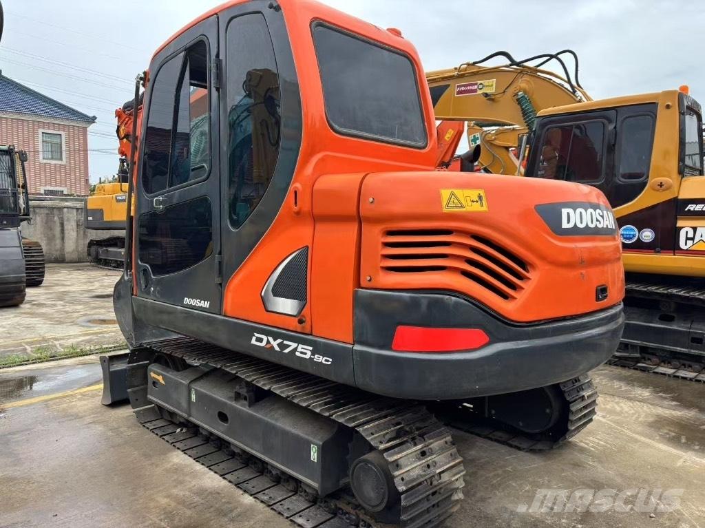Doosan DX 75-9 Minigraafmachines < 7t