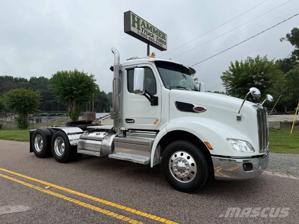 Peterbilt 579 Trekkers