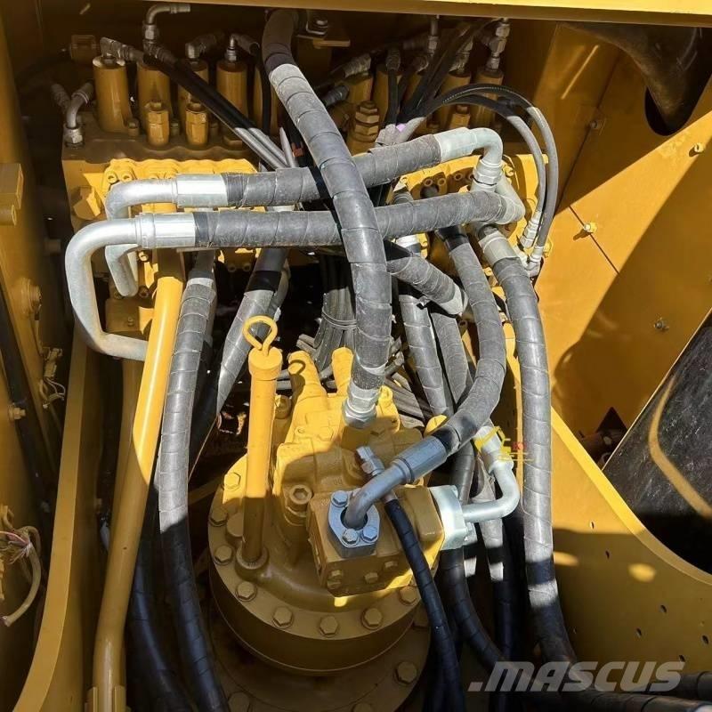 CAT 320 D Rupsgraafmachines