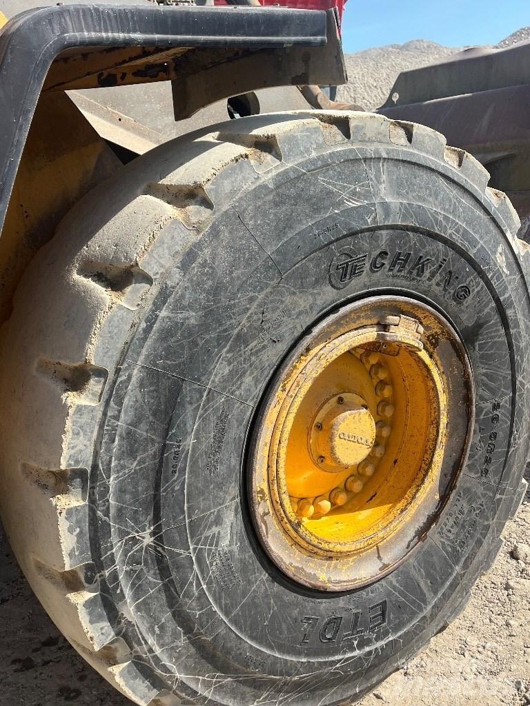 Volvo L180F Wielladers