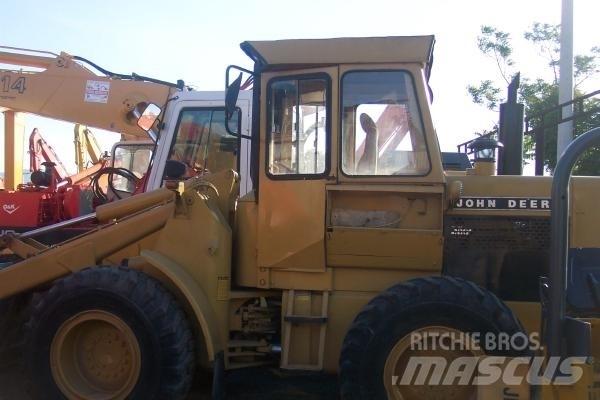 John Deere 544 BJ Wielladers