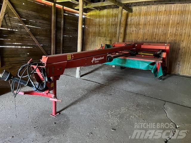 Kverneland 4232 CT Maaikneuzers