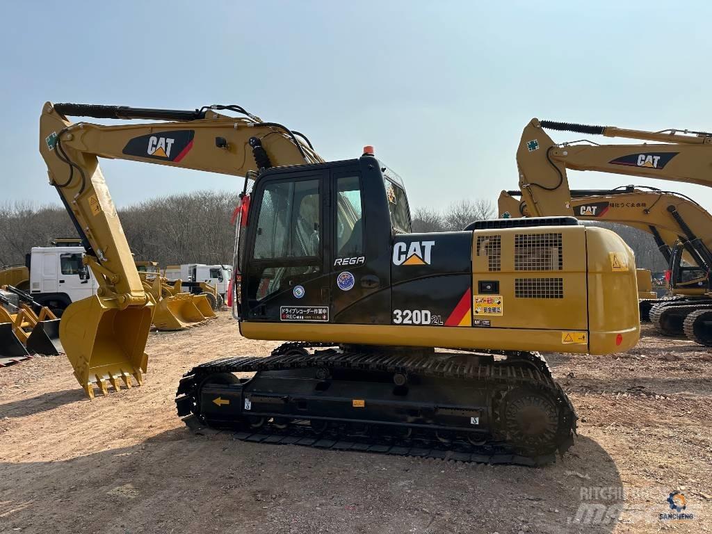 CAT 320 D L Rupsgraafmachines