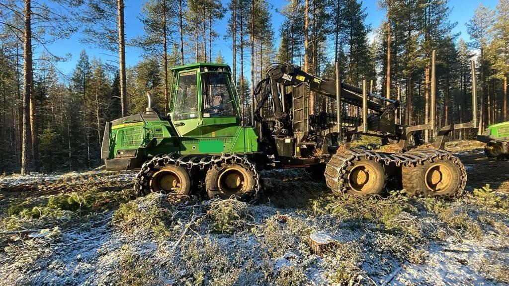 John Deere 1210G Uitrijwagens