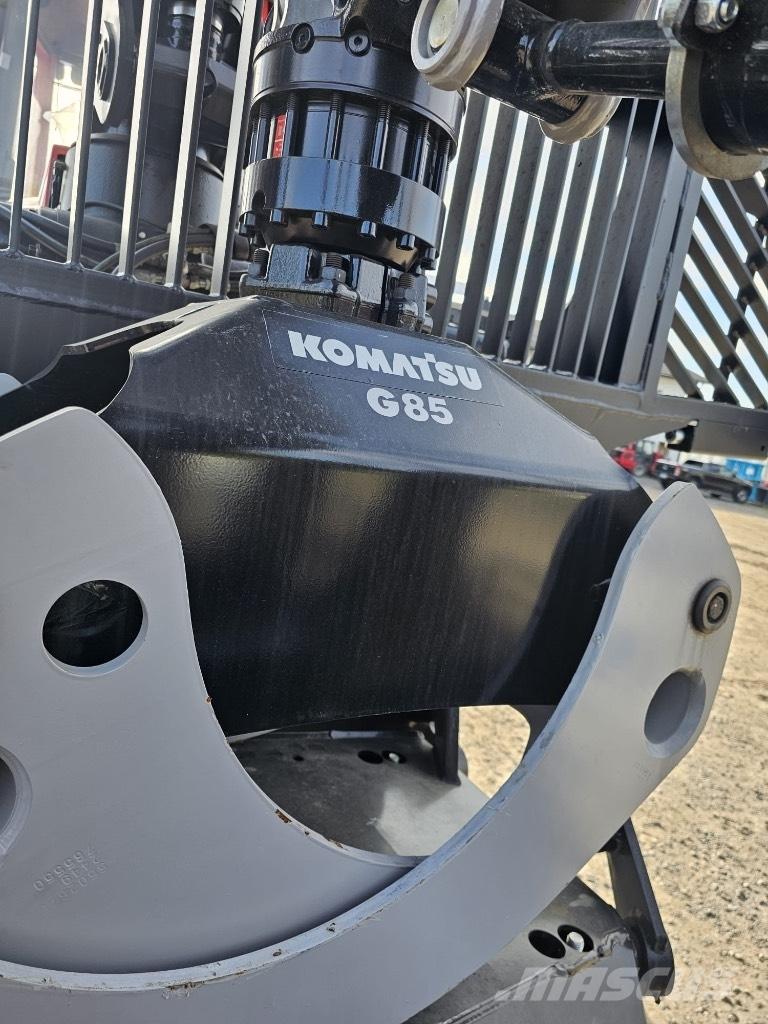 Komatsu 895 Uitrijwagens