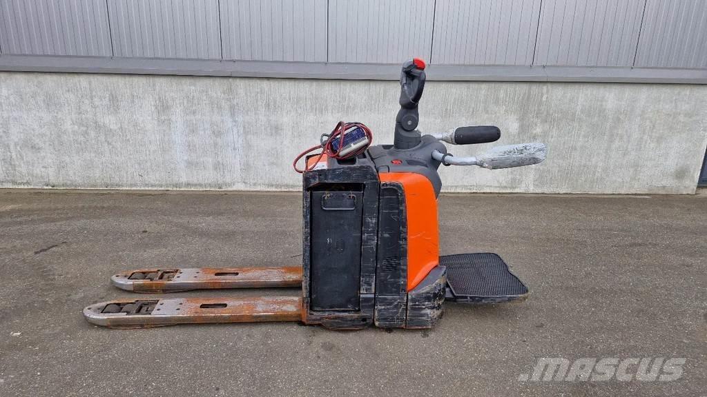 BT LPE 250 Elektrische heftrucks