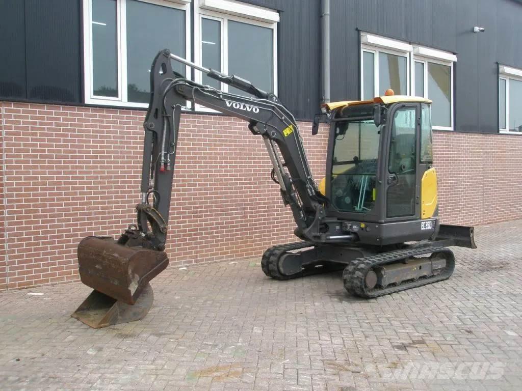 Volvo EC35D Minigraafmachines < 7t