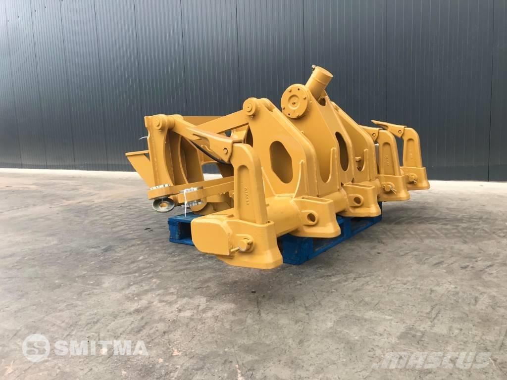 CAT 140M2 Wegopbrekers