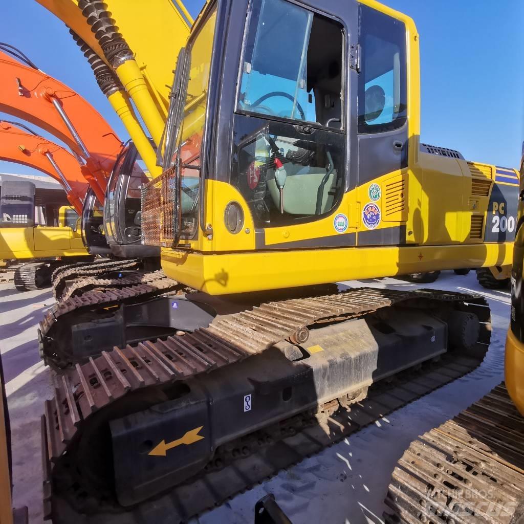 Komatsu PC 200-8 Rupsgraafmachines