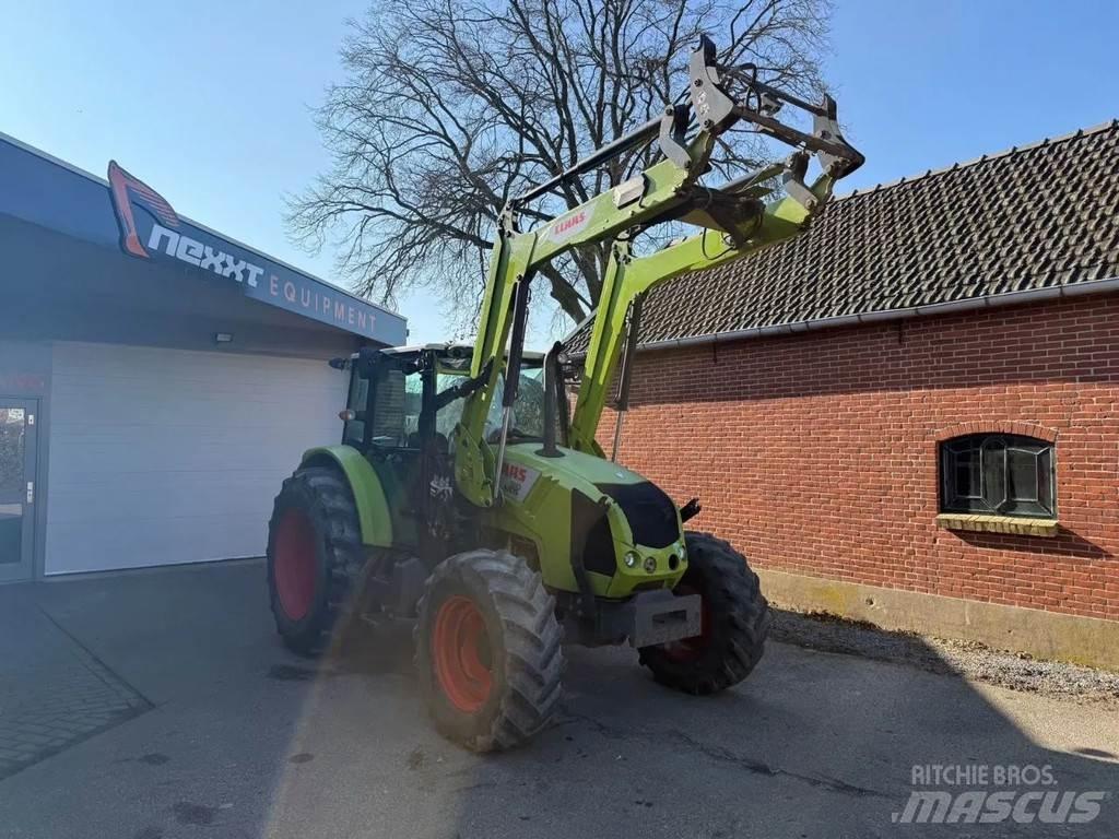 CLAAS Axos 330 Tractoren