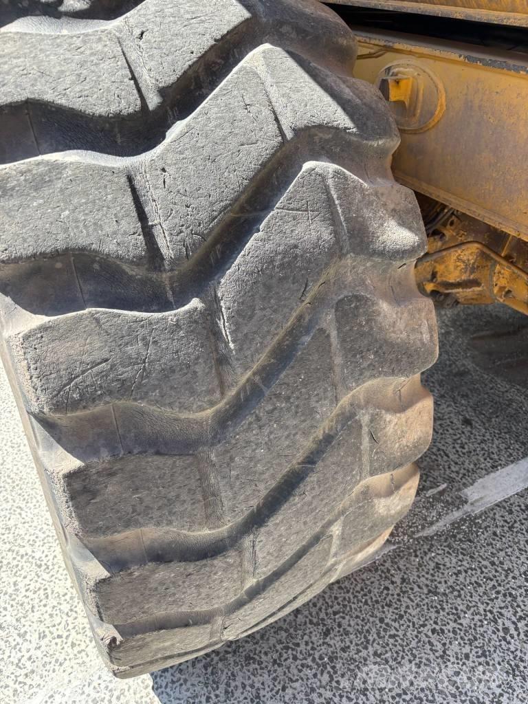 Bell B 30 E Knik dumptrucks