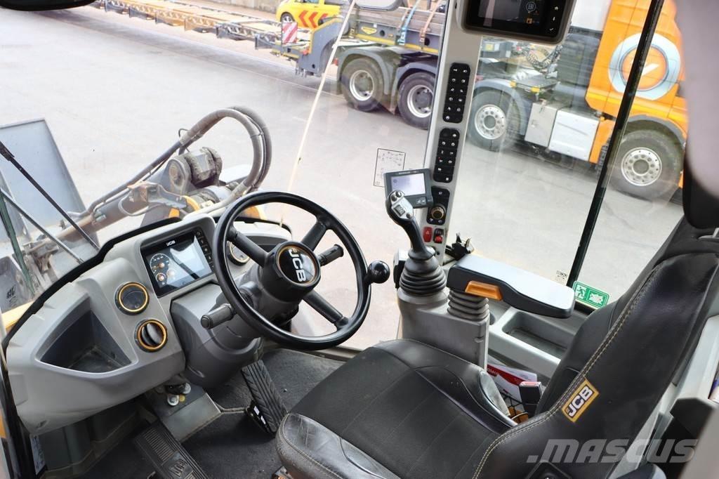 JCB 427 HT T4F Wielladers