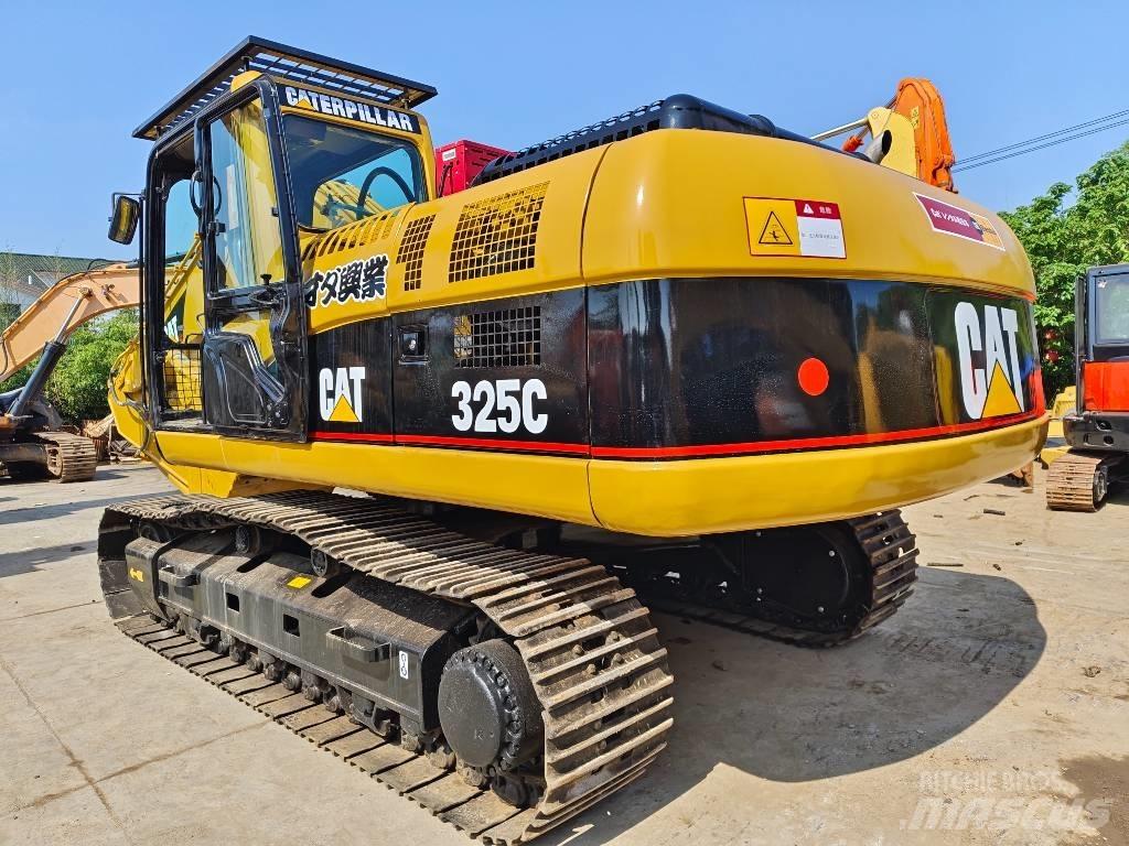 CAT 325 C Rupsgraafmachines