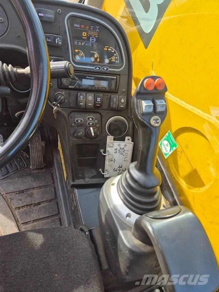 JCB 541-70 Verreikers voor landbouw