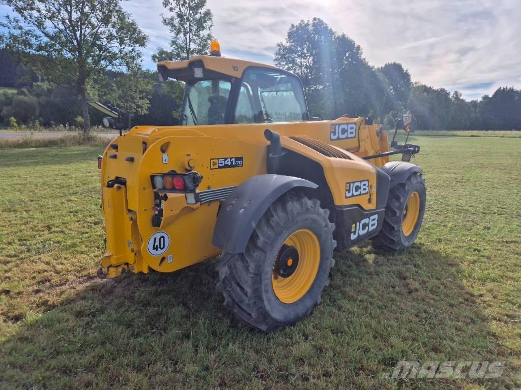 JCB 541-70 Verreikers voor landbouw