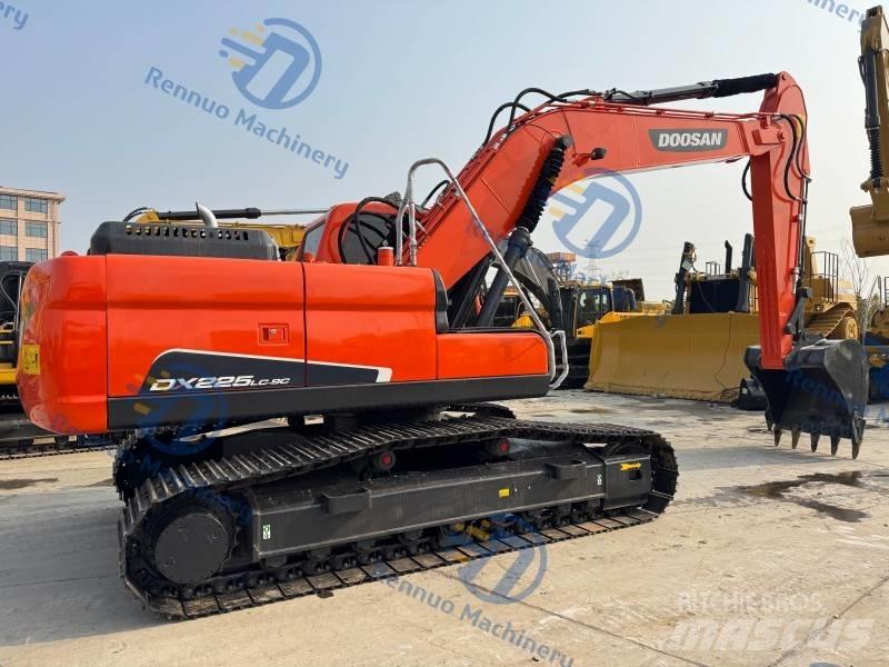 Doosan DX 225 LC-9C Rupsgraafmachines