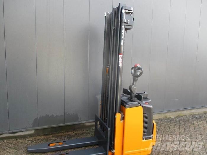 Still EGV S14 Meeloop stapelaar