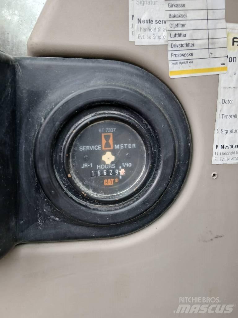 CAT 318 C L Rupsgraafmachines