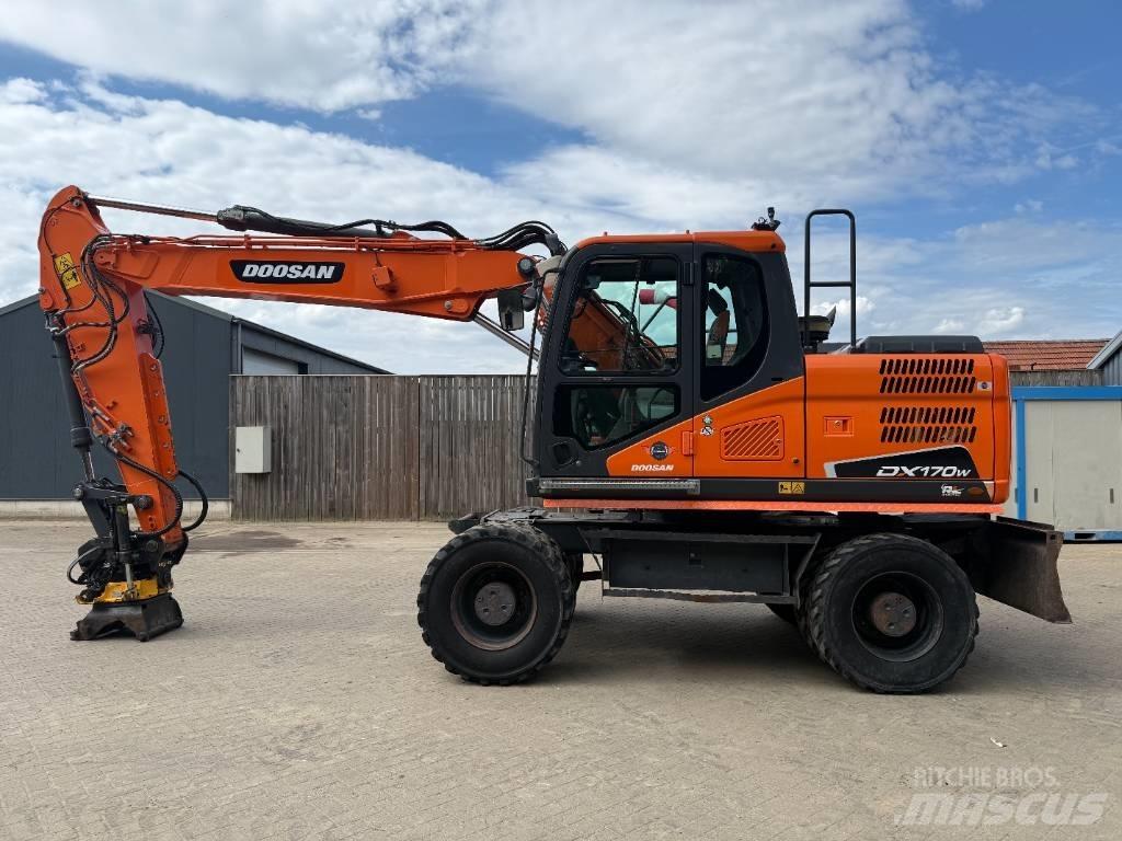 Doosan DX 170 W Wielgraafmachines