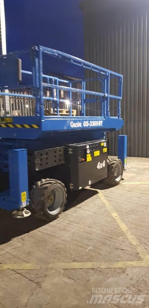 Genie GS 3369 RT Schaarhoogwerkers