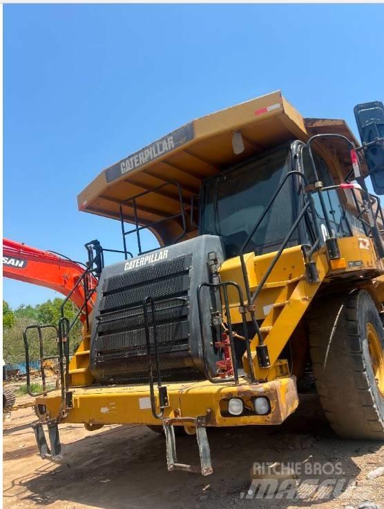 CAT 773 D Starre dumpers