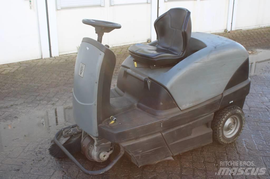 Kärcher KM 100/100 Veegmachines