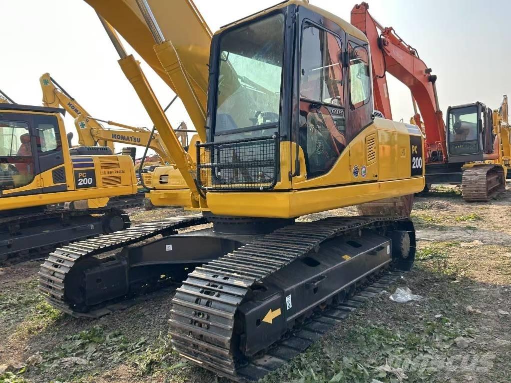 Komatsu PC 200 Rupsgraafmachines