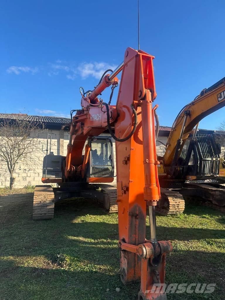 Hitachi ZAXIS 210LC Assen
