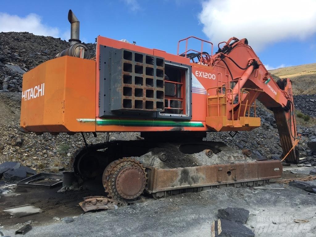 Hitachi EX 1200-5 C Rupsgraafmachines