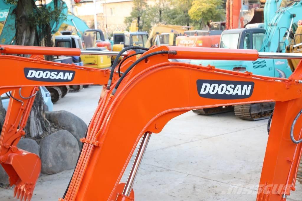 Doosan DH 60-7 Minigraafmachines < 7t