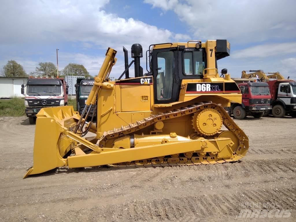 CAT D 6 R XL Bulldozers