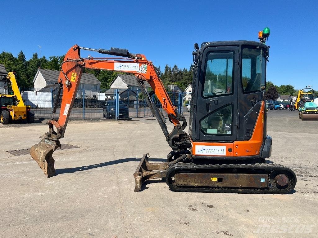 Hitachi ZX33U-6 Minigraafmachines < 7t