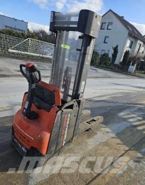 Toyota BT SWE 160 L Hand stapelaars