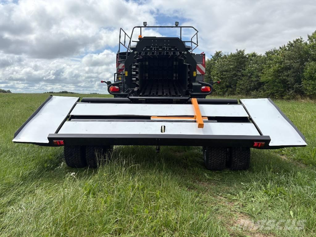 Pomi X 3 Balenwagens