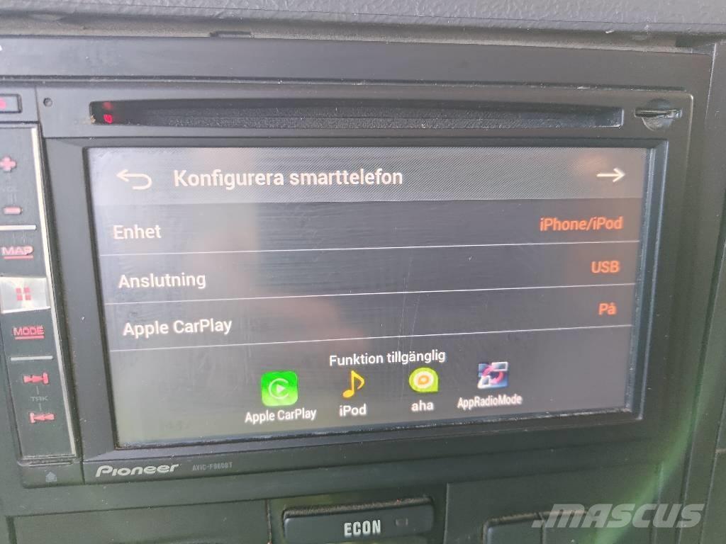 Scania P 400 Vrachtwagen met containersysteem