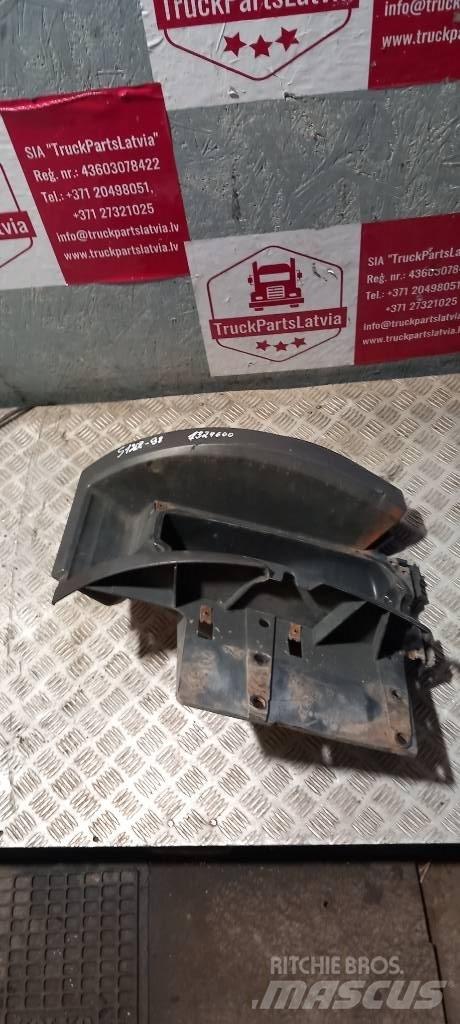 Scania 94 D.     1324600 Cabine en interieur