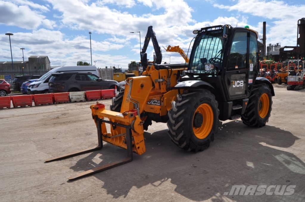 JCB 535-95 Verreikers