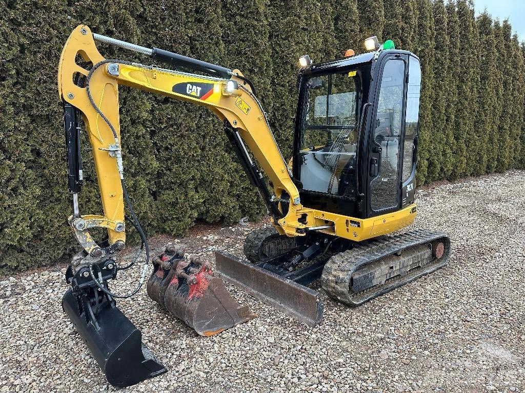 CAT 302.7 D CR Minigraafmachines < 7t